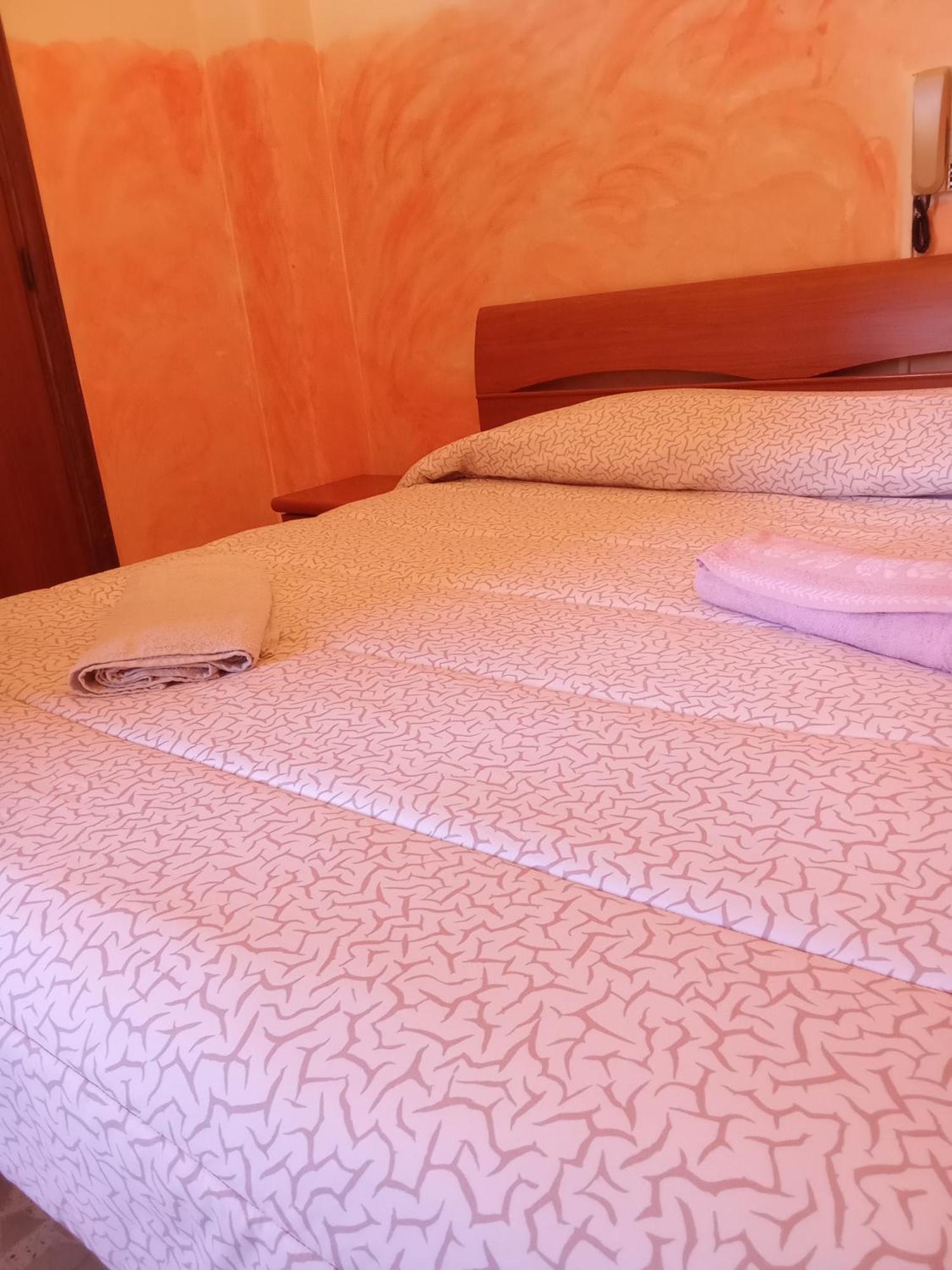 Casa Etna Hotel Randazzo Eksteriør billede